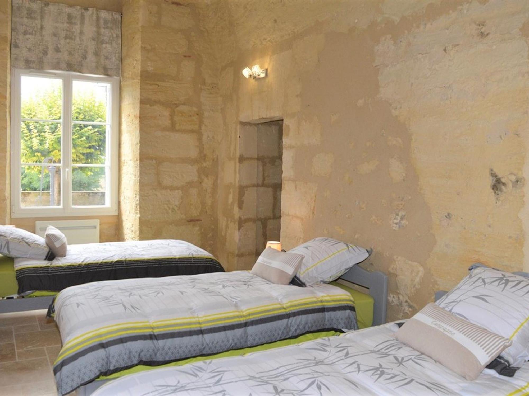 Maison Troglodyte Elegante Avec Spa, Salle De Jeux Et Jardin Clos A Vouvray - Fr-1-381-87 ภายนอก รูปภาพ