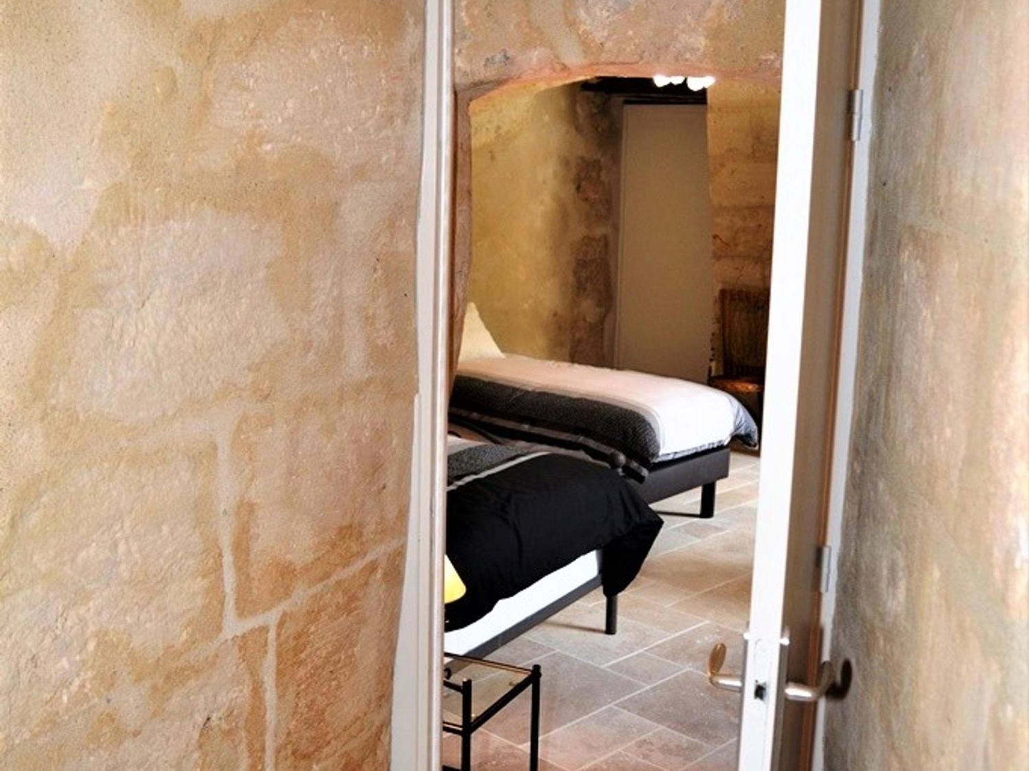 Maison Troglodyte Elegante Avec Spa, Salle De Jeux Et Jardin Clos A Vouvray - Fr-1-381-87 ภายนอก รูปภาพ