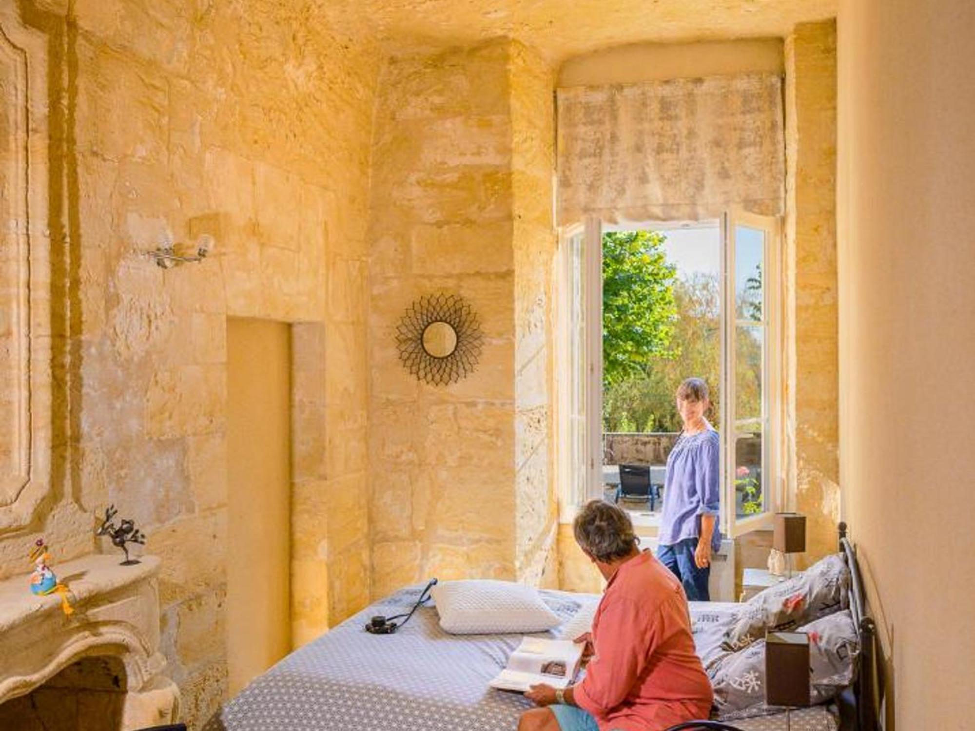 Maison Troglodyte Elegante Avec Spa, Salle De Jeux Et Jardin Clos A Vouvray - Fr-1-381-87 ภายนอก รูปภาพ
